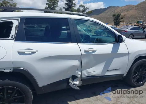 2020 Jeep Cherokee Latitude Plus Fwd from USA, damaged, VIN 1C4PJLLB5LD625047